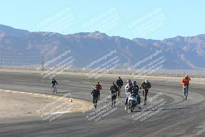 media/Jan-09-2025-Racers Edge (Thu) [[9e316ffd38]]/1-Around the Pits-Track Walk/